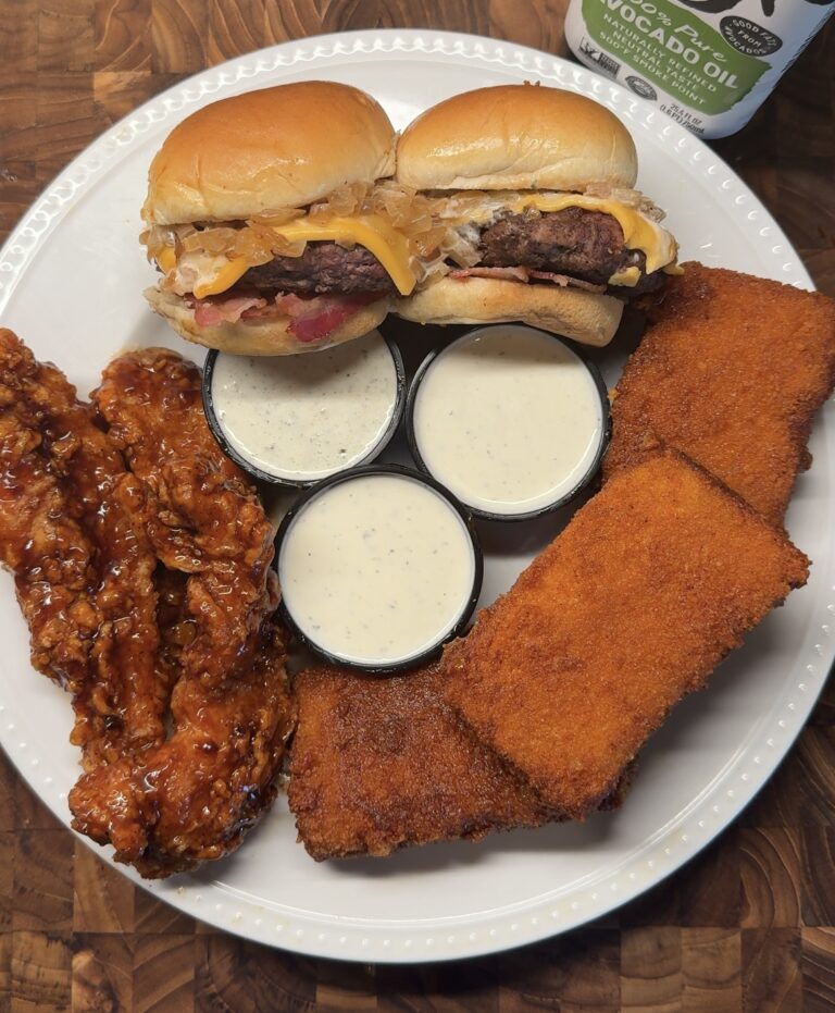 Chili’s Triple Dipper: Nashville Hot Mozzarella Sticks, Honey Chipotle Tenders, Big Mouth Bites