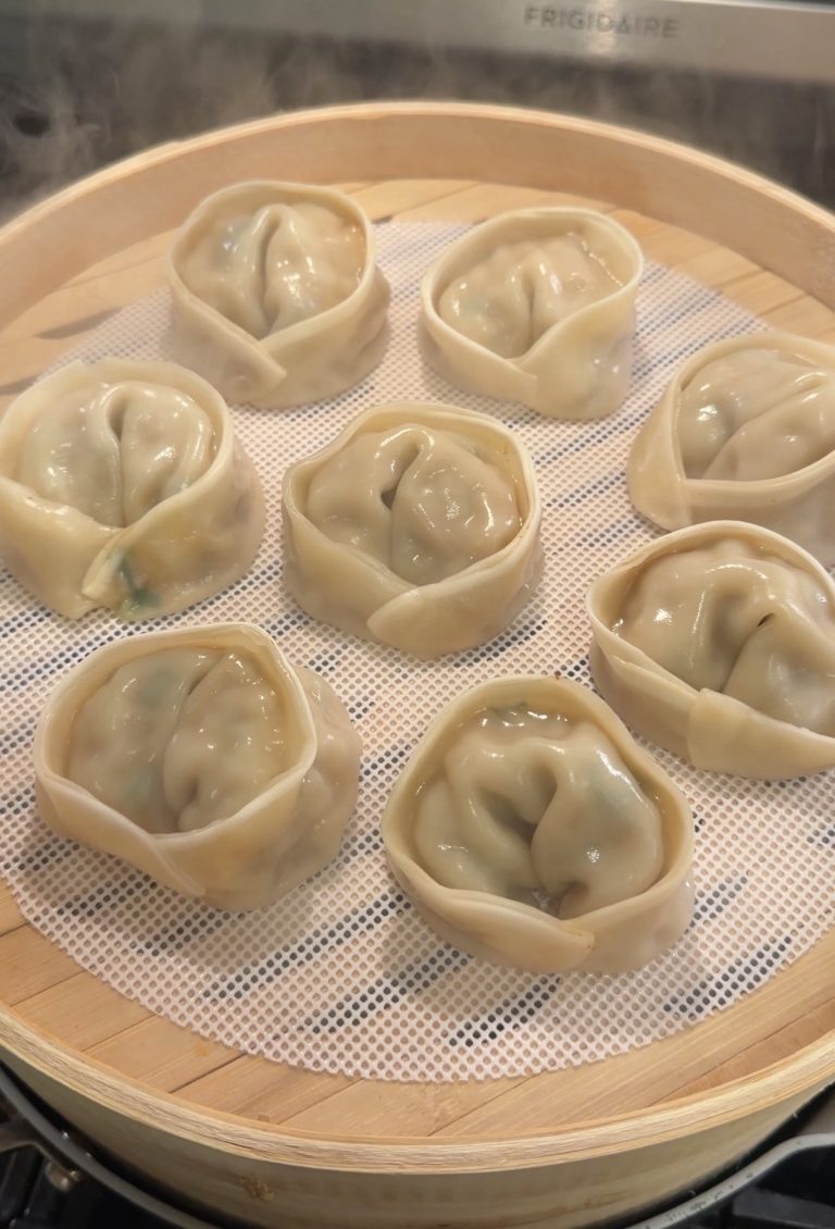 Kimchi Mandu (Kimchi Dumplings)